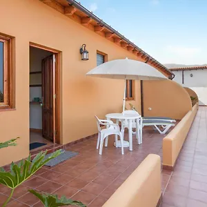 https://casa-quemahierro-2.in-canary-islands.com